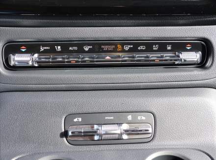 Mercedes-Benz - Vito