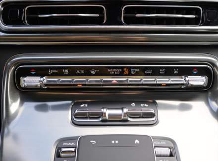 Mercedes-Benz - V-class