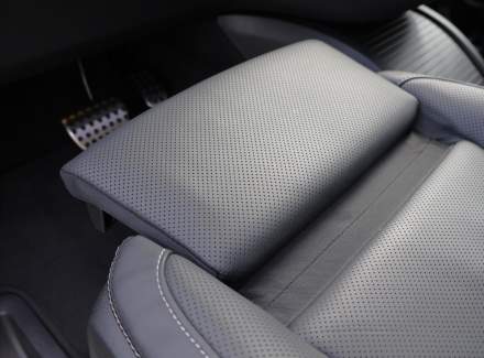 Mercedes-Benz - V-class