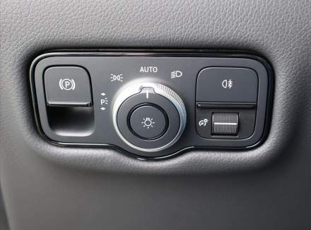 Mercedes-Benz - V-class