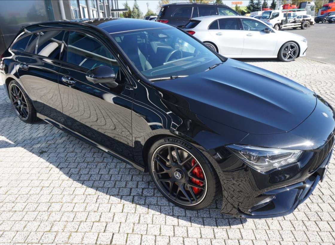 Mercedes-Benz - CLA