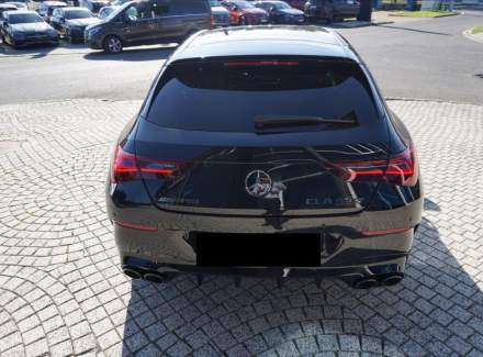 Mercedes-Benz - CLA