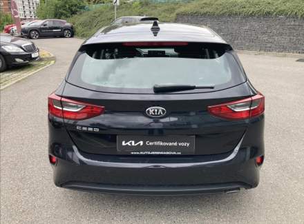 Kia - Cee'd