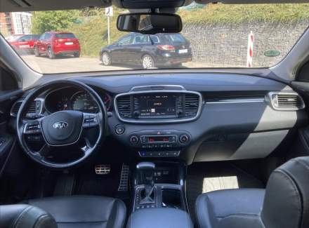 Kia - Sorento