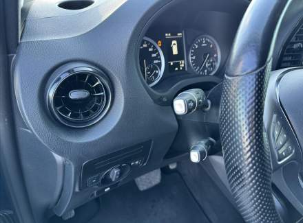 Mercedes-Benz - Vito