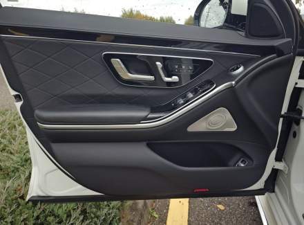 Mercedes-Benz - S-class