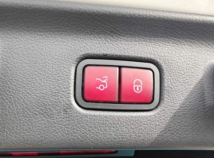 Mercedes-Benz - S-class