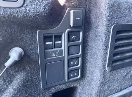 Land Rover - Discovery