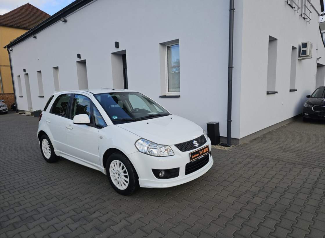 Suzuki - SX4