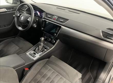 Škoda - Superb
