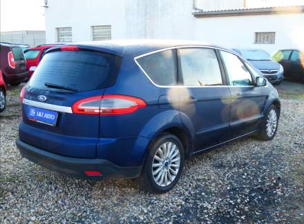 Ford - S-MAX