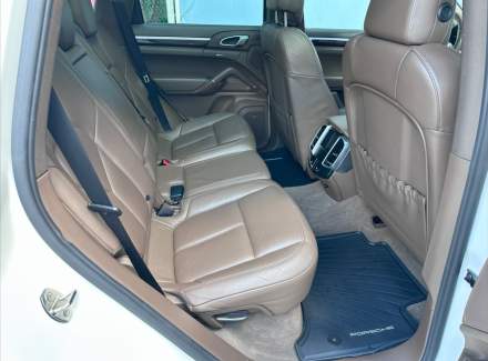 Porsche - Cayenne