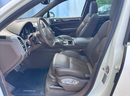 Porsche - Cayenne