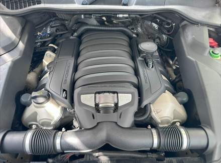 Porsche - Cayenne
