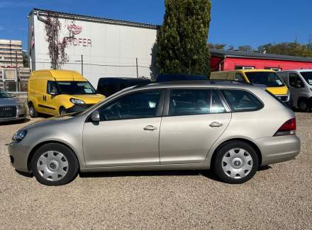 Volkswagen - Golf