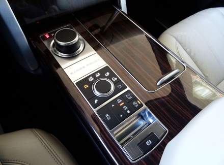 Land Rover - Range Rover