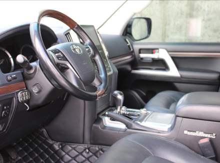 Toyota - Land Cruiser