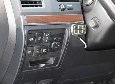 Toyota - Land Cruiser