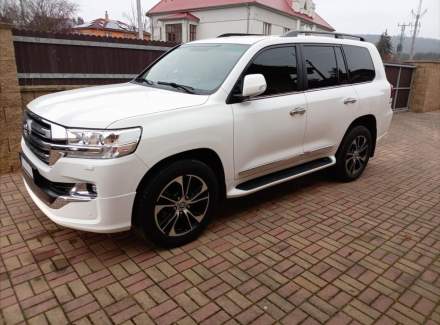 Toyota - Land Cruiser