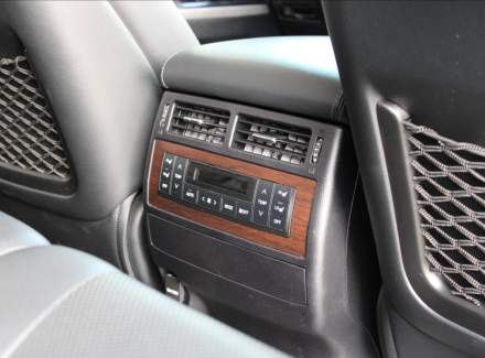 Toyota - Land Cruiser