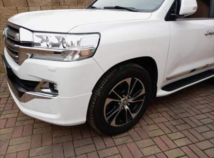 Toyota - Land Cruiser