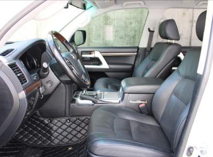 Toyota - Land Cruiser