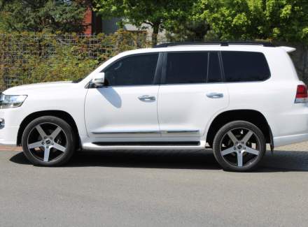 Toyota - Land Cruiser