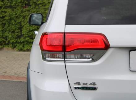 Jeep - Grand Cherokee