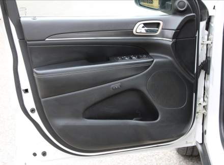 Jeep - Grand Cherokee