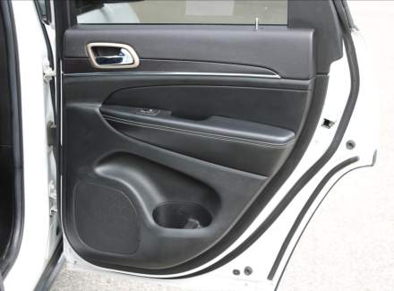 Jeep - Grand Cherokee