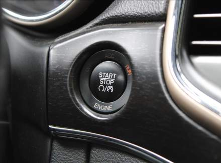 Jeep - Grand Cherokee