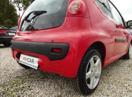 Peugeot - 107