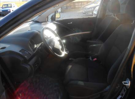 Toyota - Corolla Verso