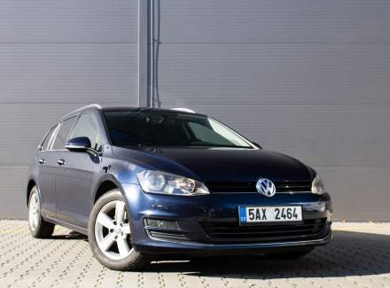Volkswagen - Golf