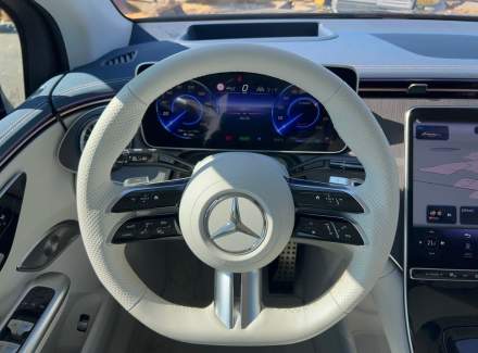 Mercedes-Benz - EQE