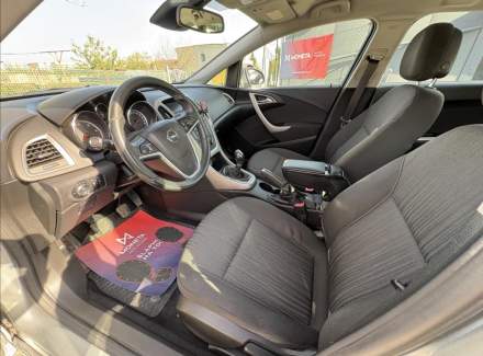 Opel - Astra
