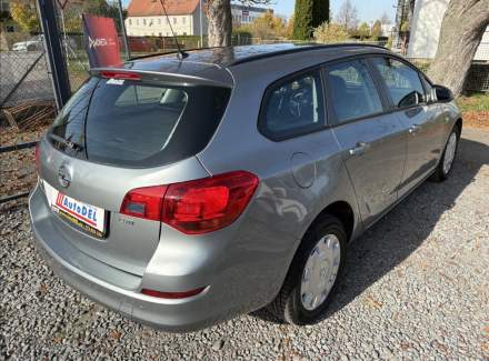 Opel - Astra