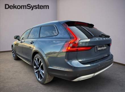Volvo - V90