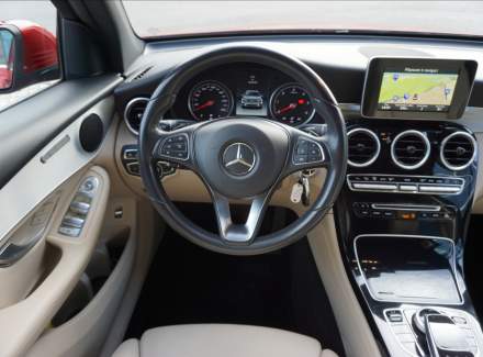 Mercedes-Benz - GLC