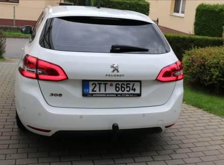 Peugeot - 308