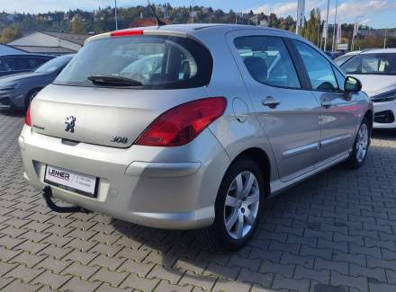 Peugeot - 308