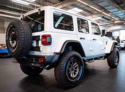 Jeep - Wrangler