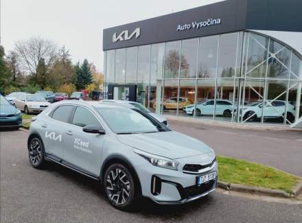 Kia - XCeed