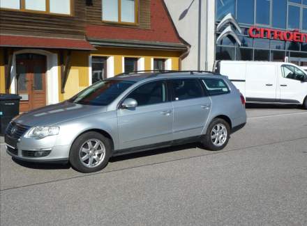 Volkswagen - Passat