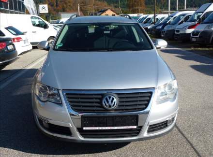 Volkswagen - Passat