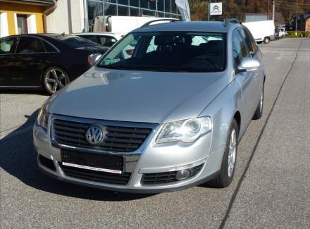 Volkswagen - Passat