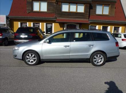 Volkswagen - Passat