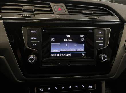 Volkswagen - Touran