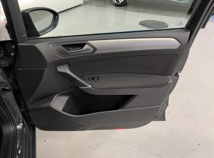 Volkswagen - Touran