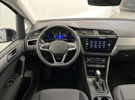 Volkswagen - Touran